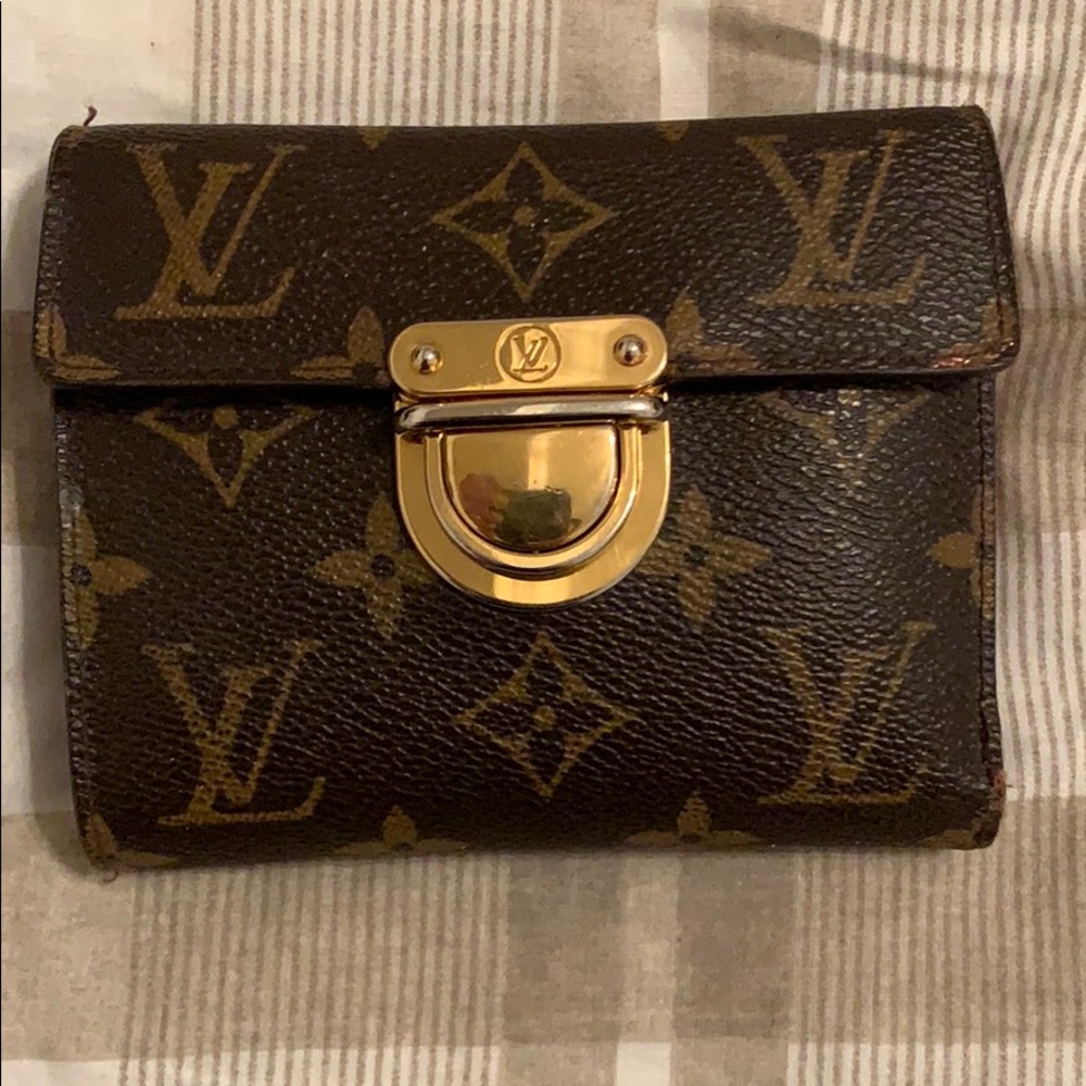 💯 Authentic LV wallet